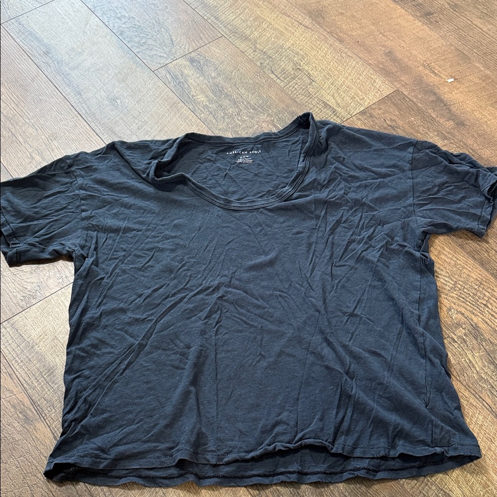 American Eagle Outfitters Classic Black Tee